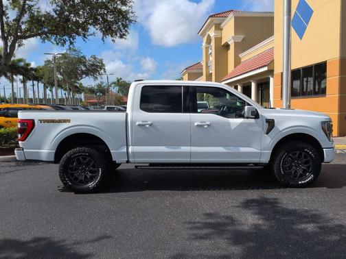 OXFORD WHITE 2022 Ford F-150 Tremor