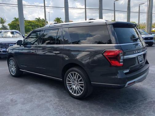 2022 Ford Expedition Max Platinum