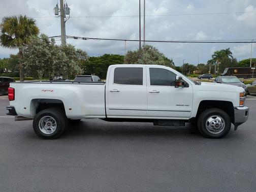 2015 Chevrolet Silverado 3500 LTZ