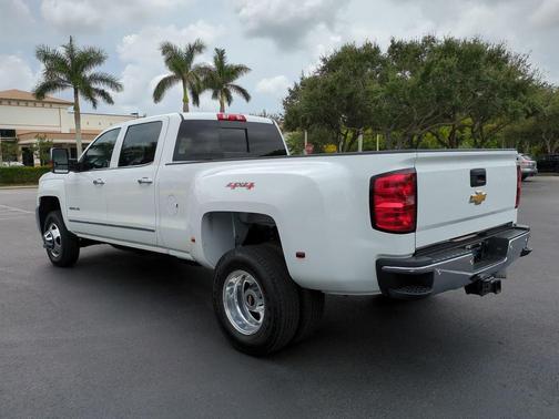 2015 Chevrolet Silverado 3500 LTZ