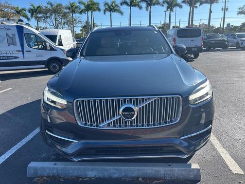 2018 Volvo XC90 T6 Inscription