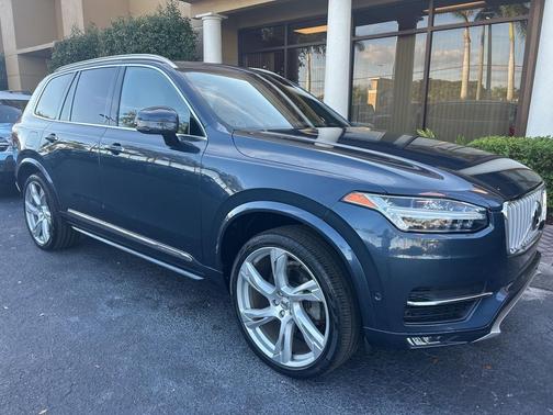 2018 Volvo XC90 T6 Inscription