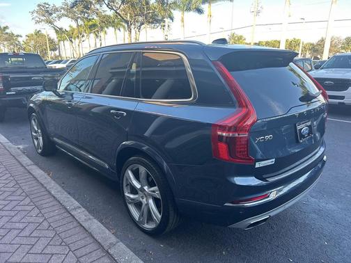 2018 Volvo XC90 T6 Inscription