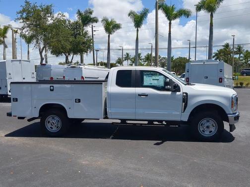 2025 Ford F-350 XL