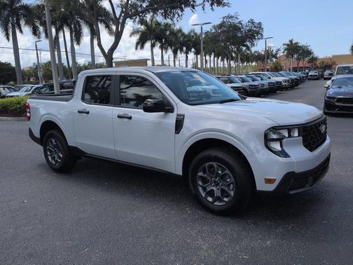 Space White Metallic 2026 Ford Maverick XLT