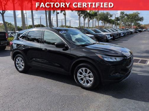AGATE BLACK METALLIC 2024 Ford Escape Active