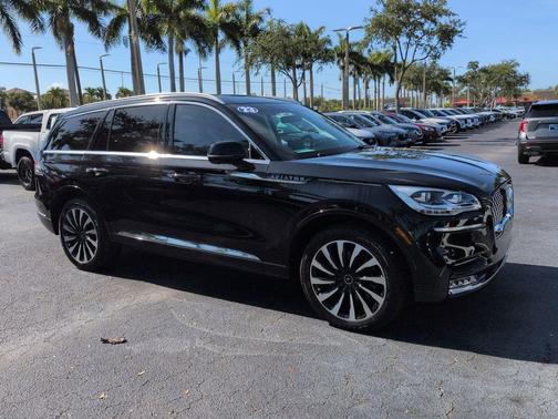 INFINITE BLACK MET CC 2023 Lincoln Aviator Black Label Grand Touring AWD