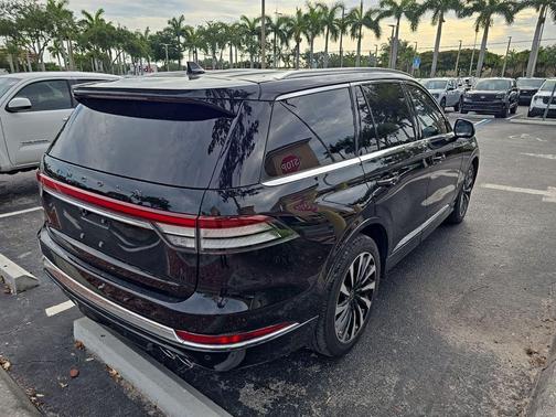 INFINITE BLACK MET CC 2023 Lincoln Aviator Black Label Grand Touring AWD