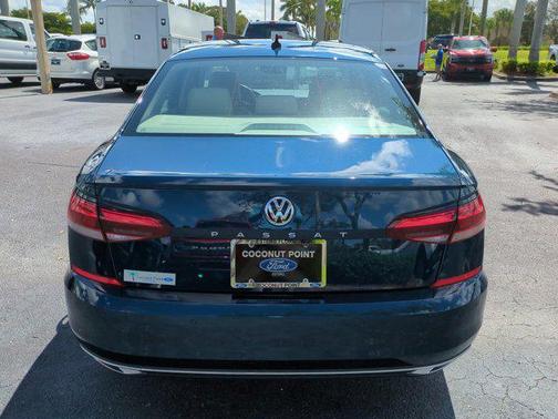 2020 Volkswagen Passat 2.0T SE