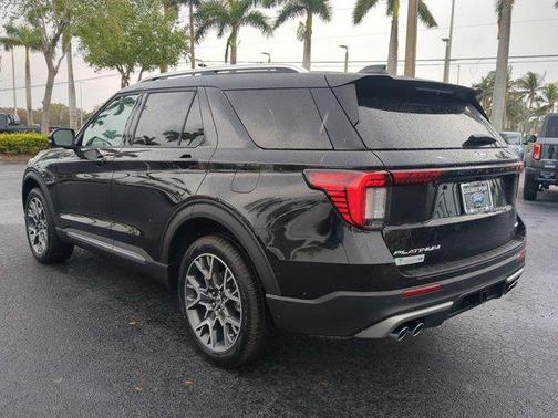 2025 Ford Explorer Platinum