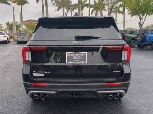 2025 Ford Explorer Platinum