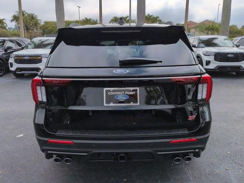 Agate Black Metallic 2026 Ford Explorer ST