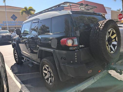 2012 Toyota FJ Cruiser Base