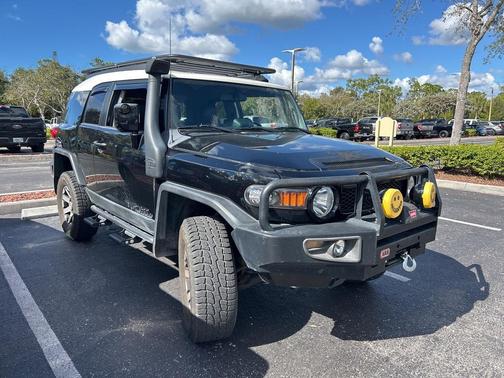 2012 Toyota FJ Cruiser Base
