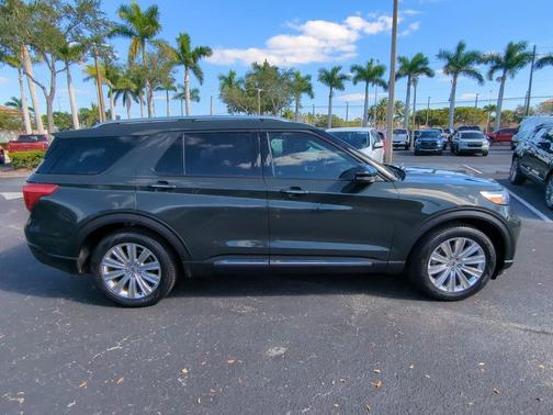 2022 Ford Explorer Limited