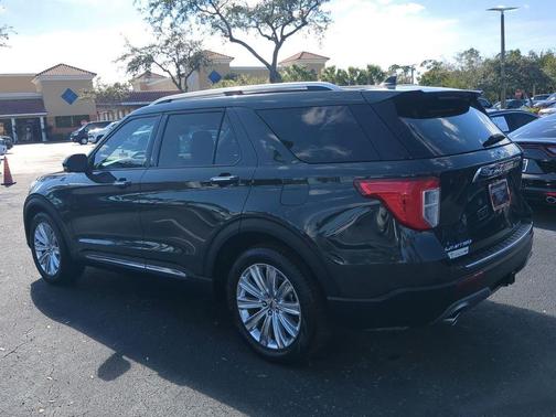 2022 Ford Explorer Limited