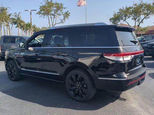 2022 Lincoln Navigator Reserve