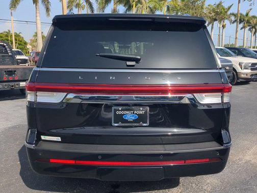 2022 Lincoln Navigator Reserve
