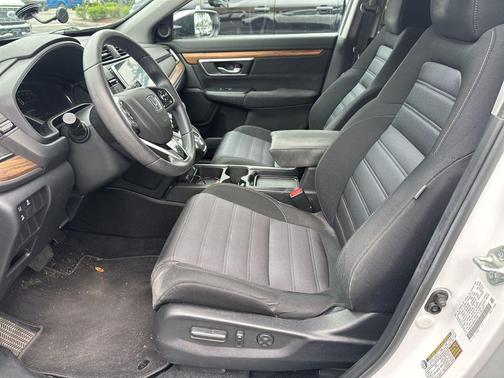 Platinum White Pearl 2022 Honda CR-V AWD EX