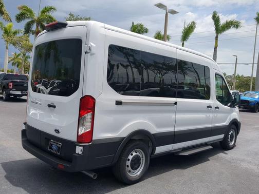 2025 Ford Transit-350 XL