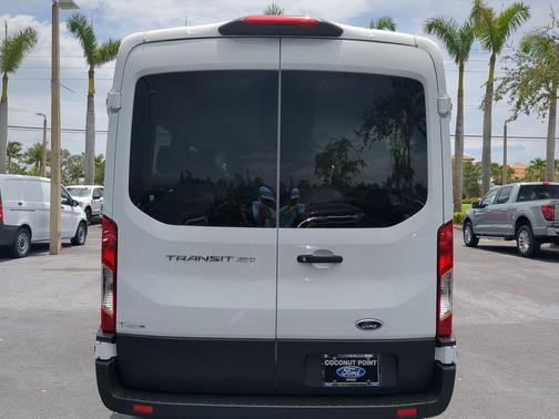 2025 Ford Transit-350 XL