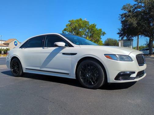 2018 Lincoln Continental Select