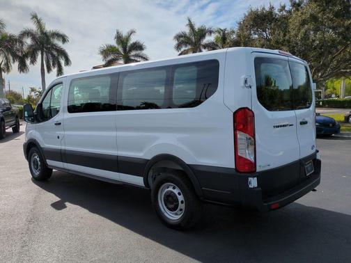 2026 Ford Transit-350 XL