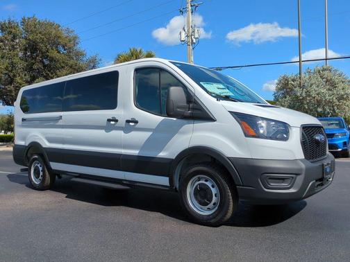 2025 Ford Transit-350 XL