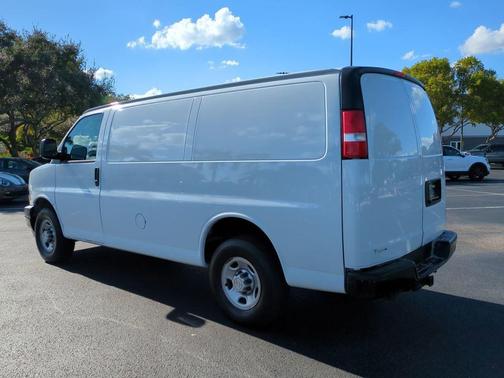 2020 Chevrolet Express 2500 RWD 2500 Regular Wheelbase WT
