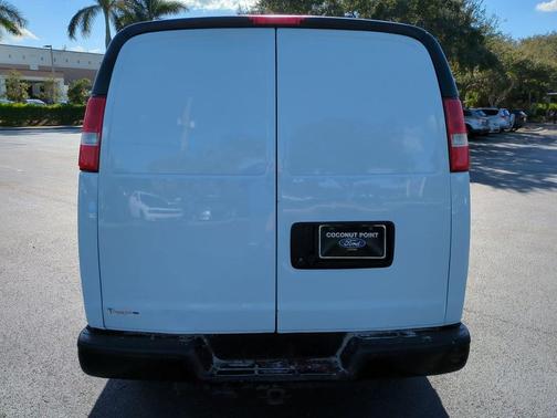 2020 Chevrolet Express 2500 RWD 2500 Regular Wheelbase WT