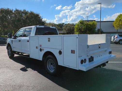 2022 Ford F-350 XLT