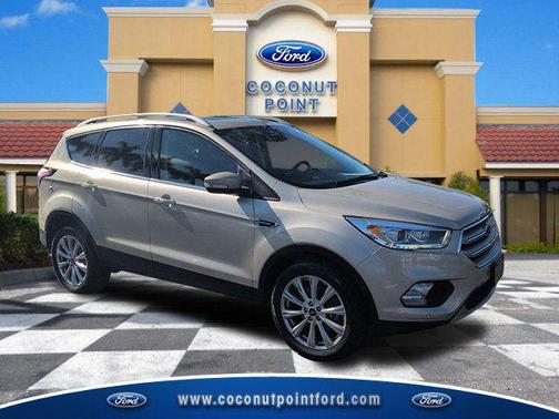 WHITE GOLD METALLIC 2018 Ford Escape Titanium