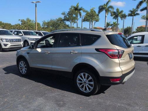 WHITE GOLD METALLIC 2018 Ford Escape Titanium