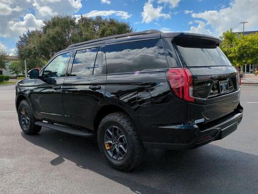 2025 Ford Expedition Tremor