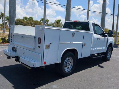 2023 Ford F-350 XL