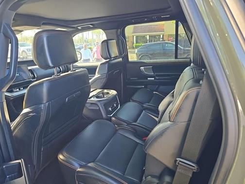 WILD GREEN 2025 Ford Expedition Tremor