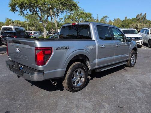 ICONIC SILVER METALLIC 2025 Ford F-150 XLT
