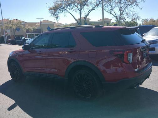 2023 Ford Explorer ST