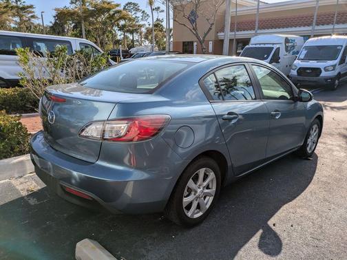 2010 Mazda Mazda3 i Touring