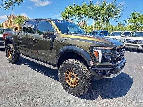 SHELTER GREEN 2025 Ford F-150 Raptor