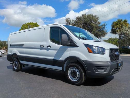 2025 Ford Transit-250 Base