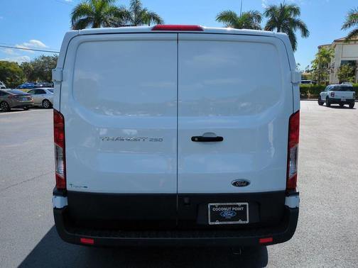 2025 Ford Transit-250 Base