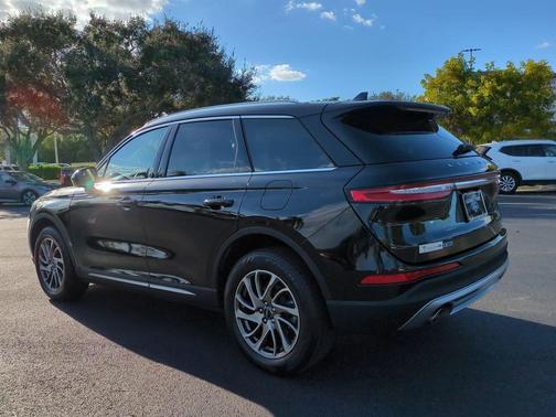 2021 Lincoln Corsair Standard