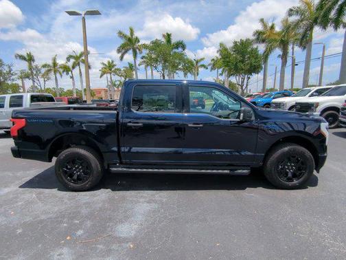 2025 Ford F-150 Lightning XLT