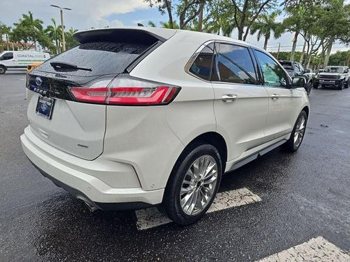 Star White Metallic Tri-Coat 2024 Ford Edge Titanium