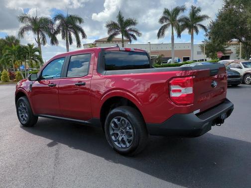 2025 Ford Maverick XLT