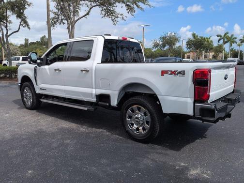 Oxford White 2026 Ford F-250 Lariat