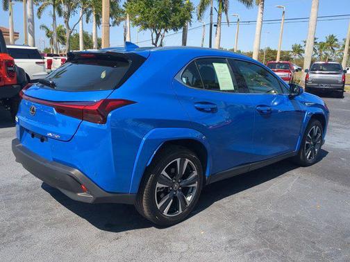 2024 Lexus UX 250h Base