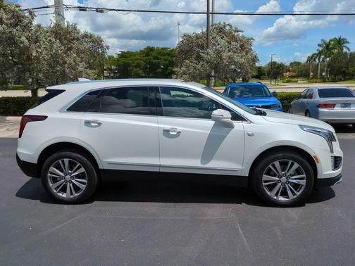 2020 Cadillac XT5 Premium Luxury