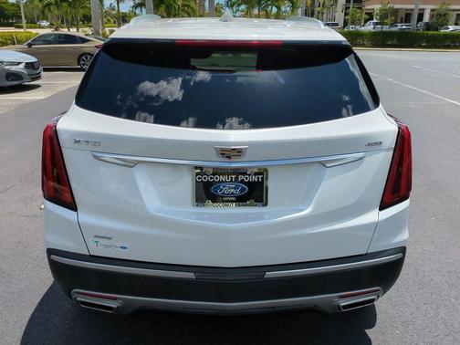2020 Cadillac XT5 Premium Luxury